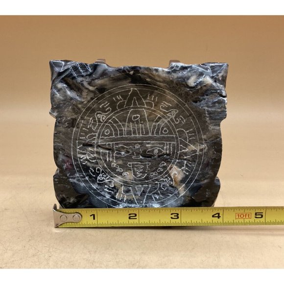 Mexican Folk Art Aztec Mayan Grey Marble Etched Carved Design Ashtray - Picture 3 of 9